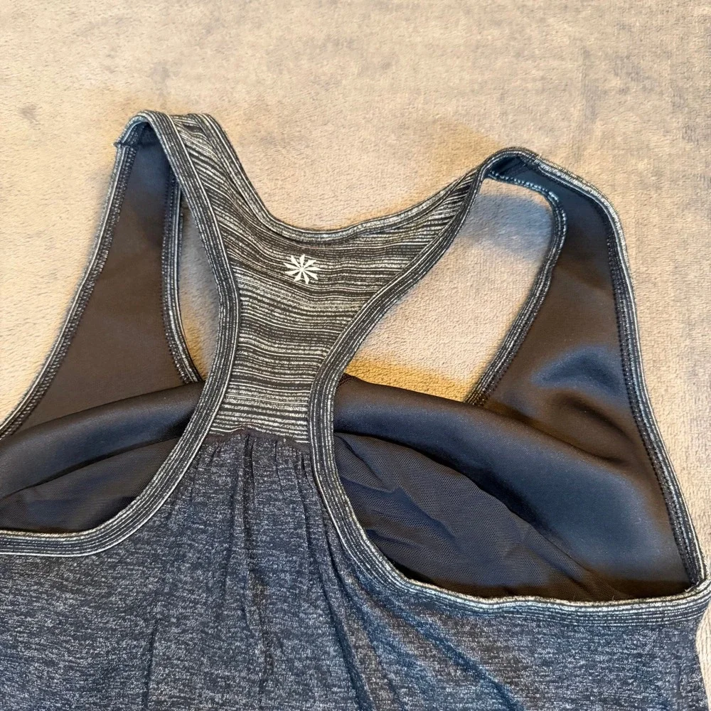Athleta Space Dye Racerback Tank Top Shelf Bra Gray Womens Small 919068 - Picture 5 of 10